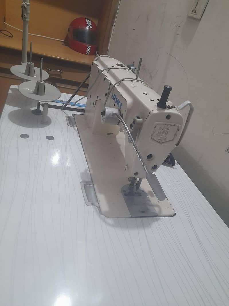 sewing machine 5