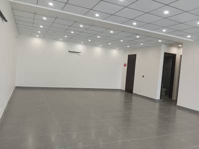 08 MARLA-BUILDING AT - COMMERCIAL BROADWAY DHA PHASE 08