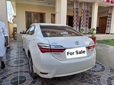 Toyota Corolla GLi 2019 - 12,000km ONLY - Total Genuine - Karachi Reg