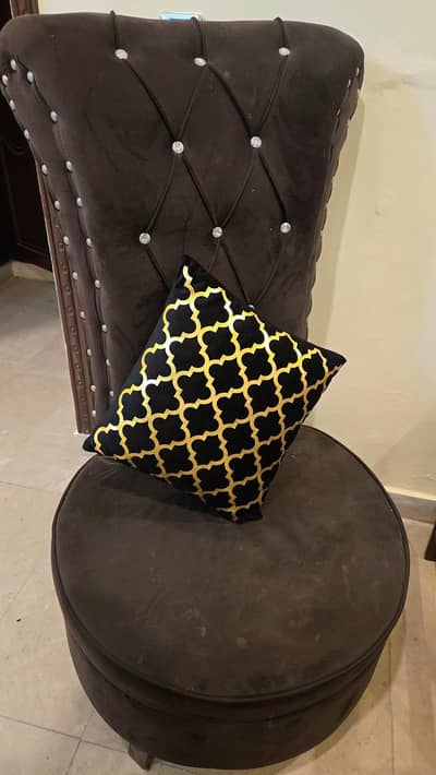 Coffee Chairs velvet Wooden perfect conition