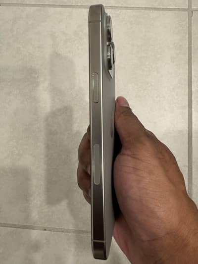 iphone 15 pro max jv natural titanium 256 90 health 10/10 condition