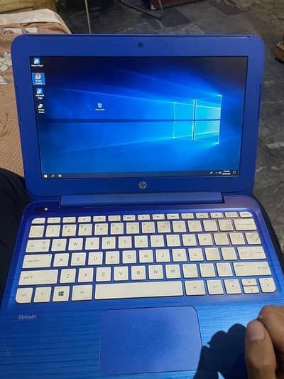 Hp stream 11 laptop