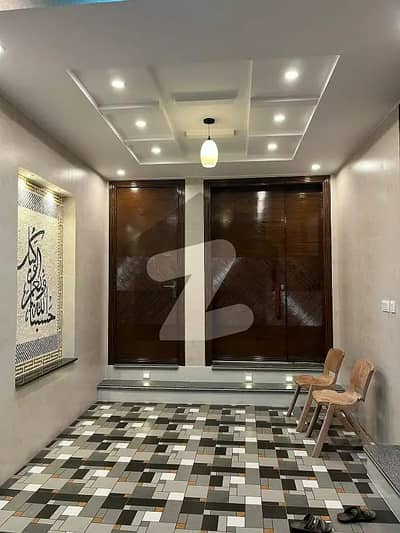 10 Marla House Available For Rent In Jasmine Block Sector C Bahria Town Lahore