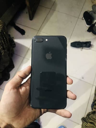 iPhone 8 Plus 64GB totally original
