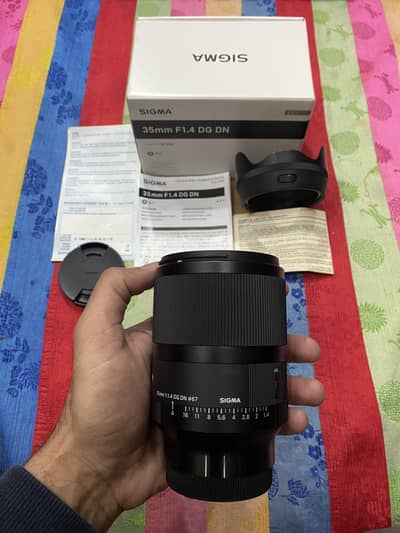 Sigma 35mm 1.4 DG DN lens for Sony E mount O3l7.4OO47O7