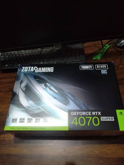 ZOTAC GAMING RTX 4070 SUPER – Trinity Black Edition (12GB)