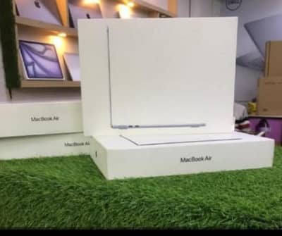 MacBook Air M4 24 GB Ram 512 GB Storage