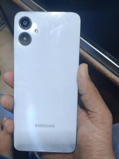 Samsung A06