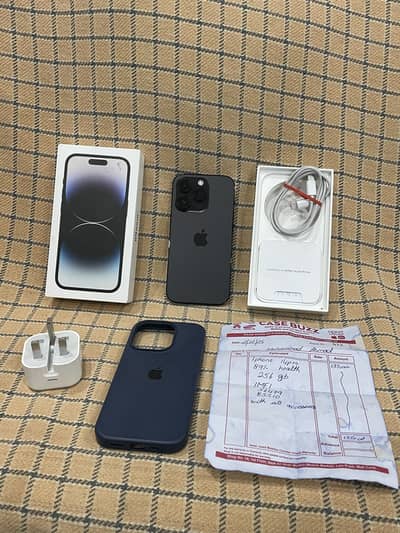 Iphone 14 pro jv 256 gb 10/10 with complete box