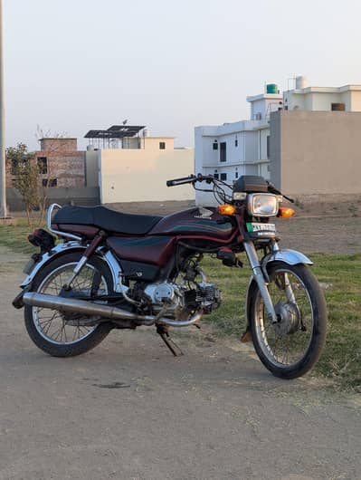 Honda CD-70 in Genuine Condition!