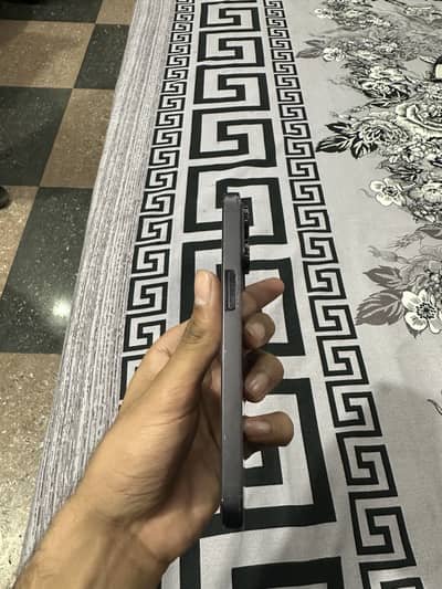 Iphone 14 pro PTA Approved 1 TB