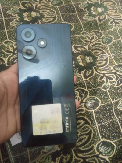 Hot 30 8/128 urgent sale need cash