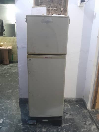 Dawlance refrigerator  Model 9144 Class T.