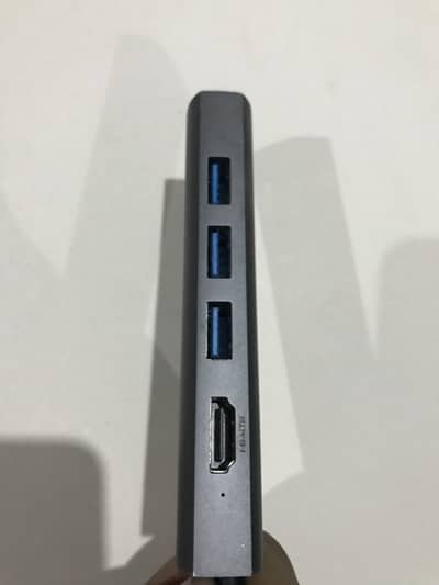 Branded usb hub for laptop and mac