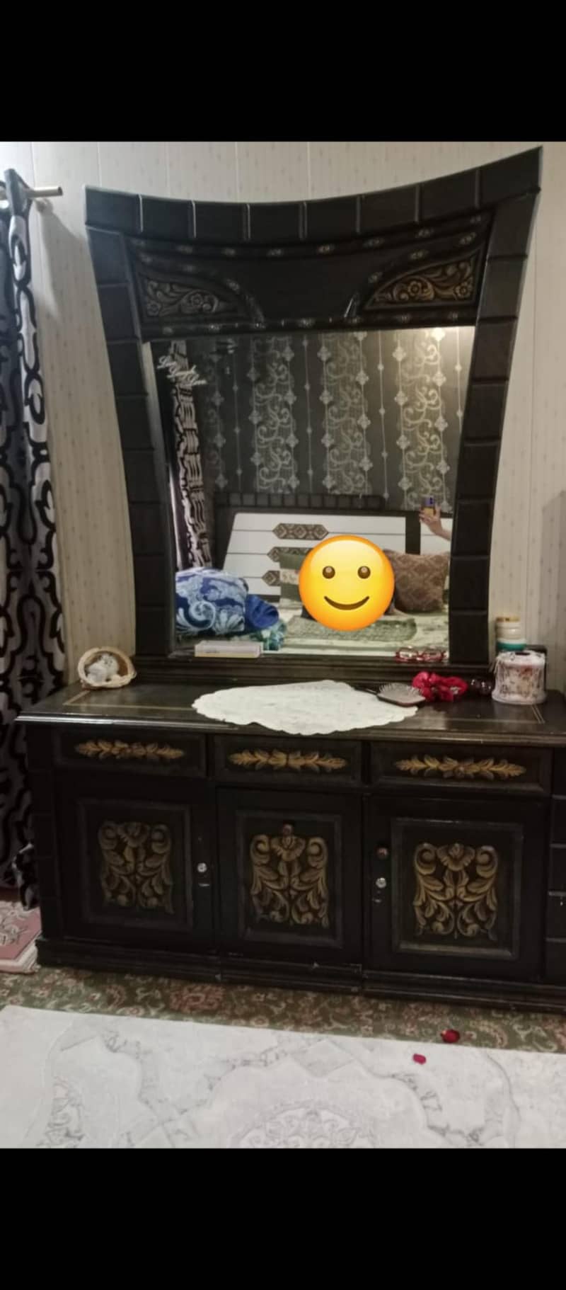 Dressing table 4
