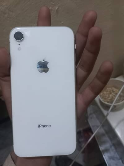 Apple iPhone XR