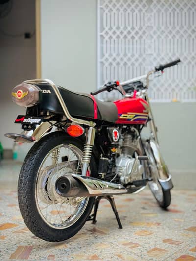 Honda 125 chrome Edition self start