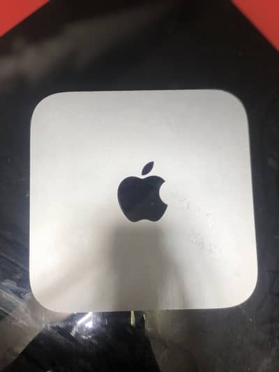 Apple Mac mini 2018 10/10 condition