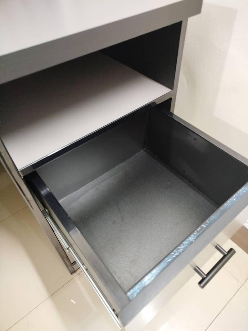 Office Table / Study Table / Computer Table (Grey / Black) 5