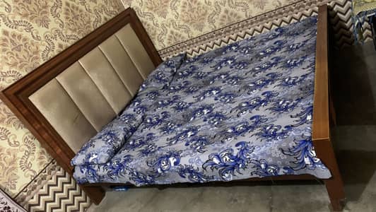Bed Jumbo Size Slightly Used Good Condition