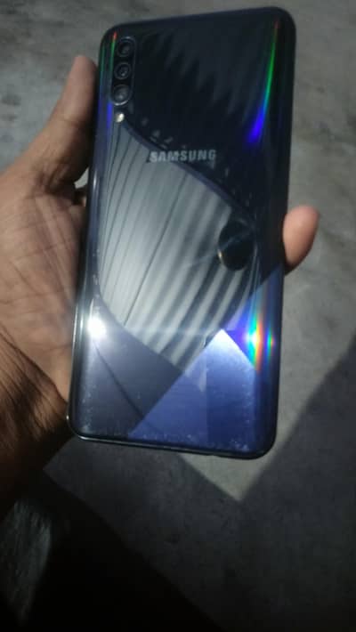 Samsung A30s