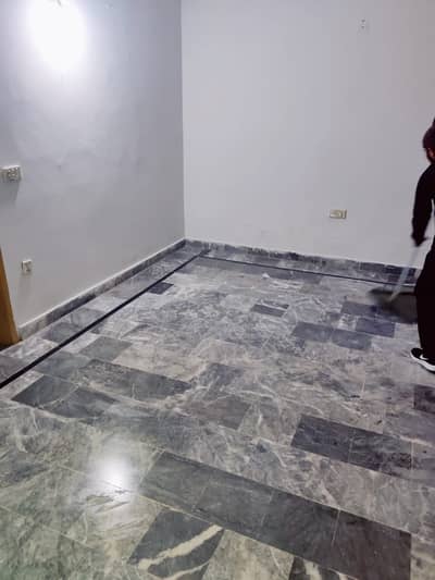 1 Flat for Rent in Johar Town for Bachelor (Student + Job holder)