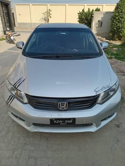 Civic rebirth 2013 silver automatic without sunroof clean car no fault