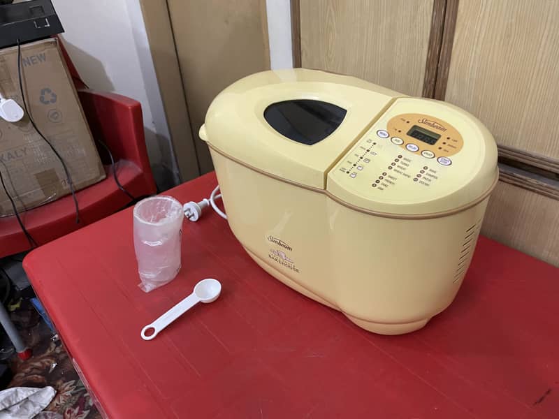 Sunbeam Automatic Bread and Dough maker/ Imported 1