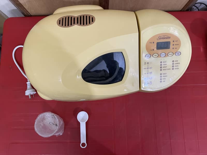 Sunbeam Automatic Bread and Dough maker/ Imported 2
