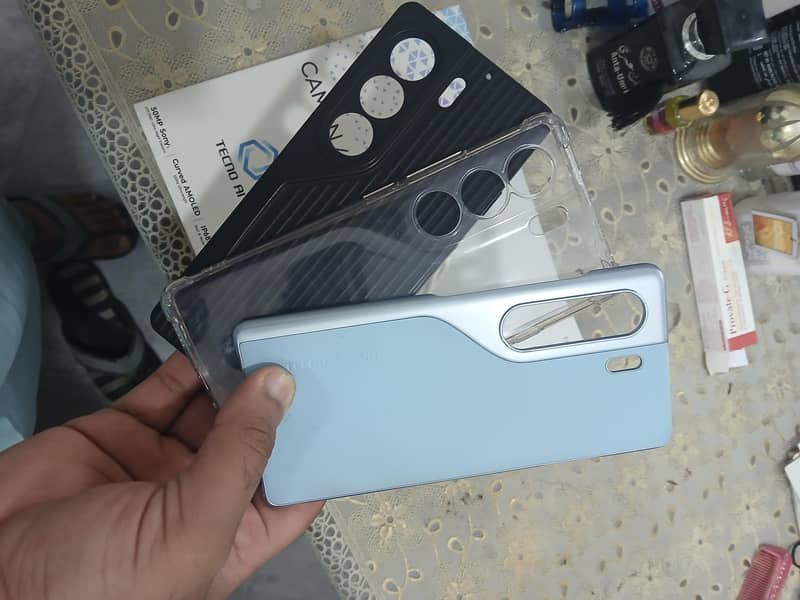 tecno camon 40 pro 9