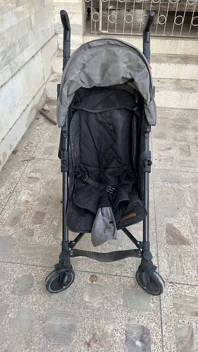 Baby installer/walker