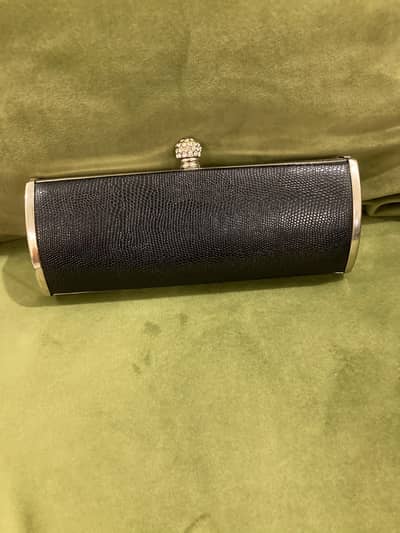 black clutch