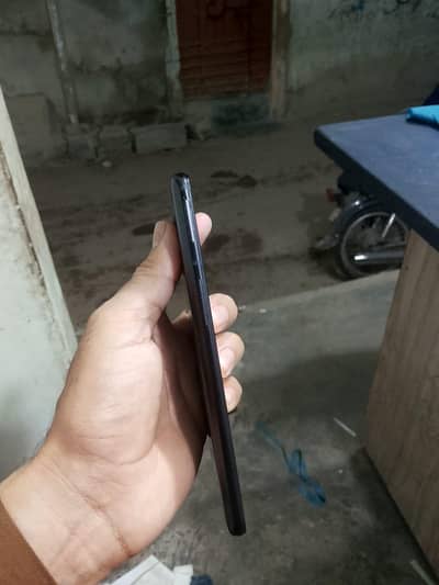 one plus 6T 8gb 128