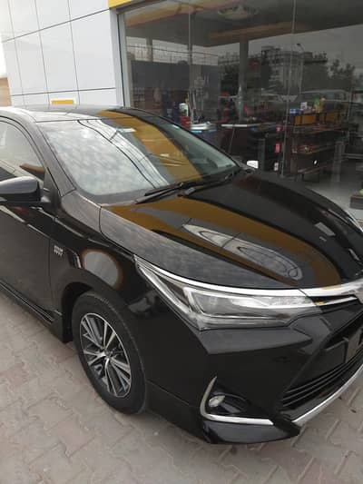 Toyota Corolla Altis Grande 1.8 2021 – Black – Punjab Registered