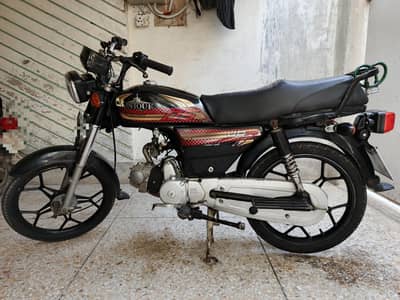 Unique UD 100CC (Self start) (Model: 2018)