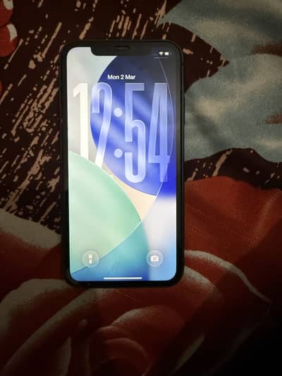 I phone 10/9 only phone 78%bettry health