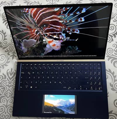 Asus Zen-book 15 UX534 - Core i7 10th Gen