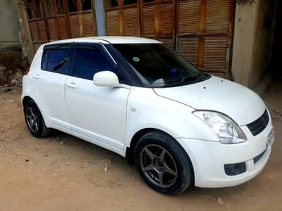 Suzuki Swift 2013 10/10 condition