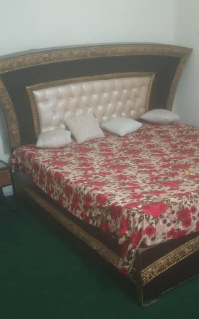 king size bed