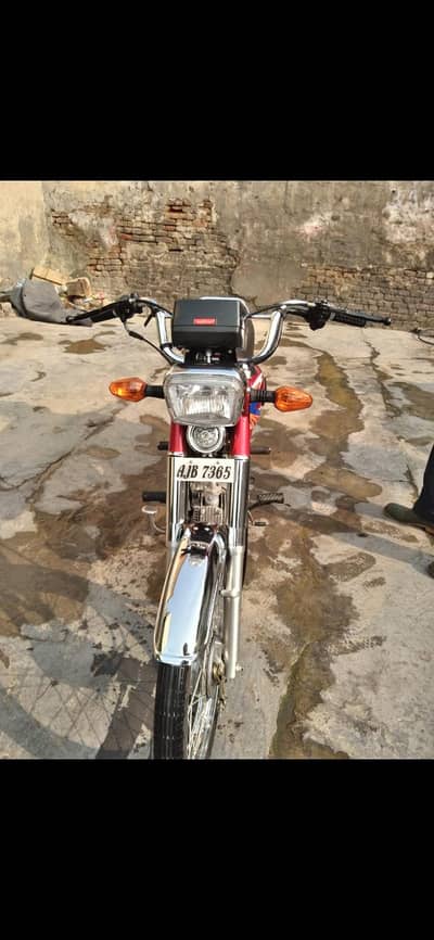 Uninon Star 22 model 2021 ke end me nikla hy