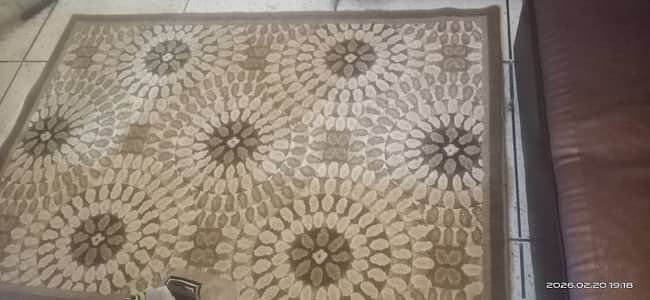 Rug/ small carpet