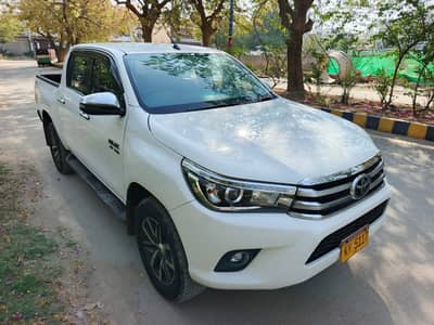Toyota Hilux Revo V 2.8 Automatic