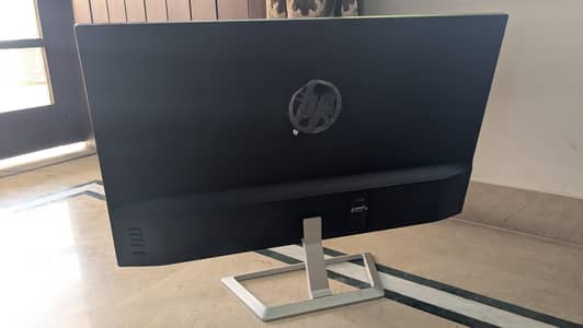 HP 27 inch monitor extra slim Almost new