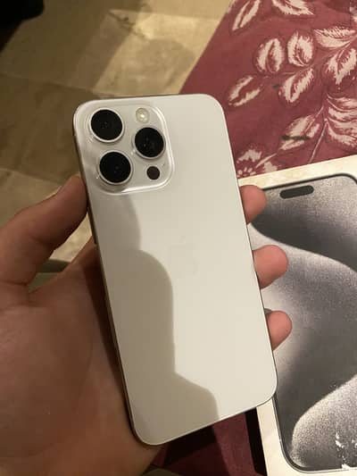 I phone 15 pro max jv