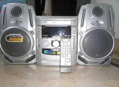 LG amplifier speakers set