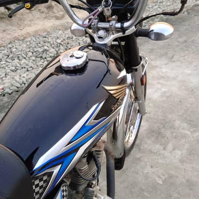 Honda 125 argant sall