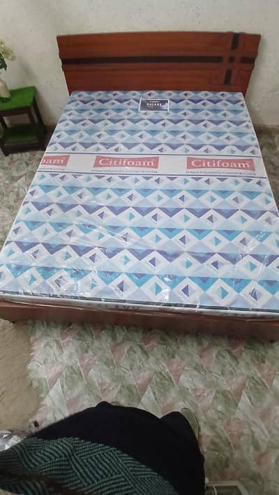 Queen size and king size metresses