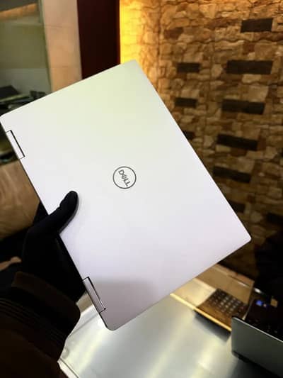 Dell XPS i7 10th Gen Touchscreen 360 Rotatable 4k 32GB 1TB Dell Laptop