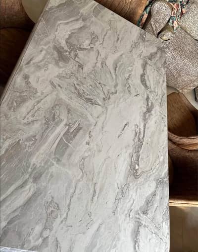 Dining table for sale