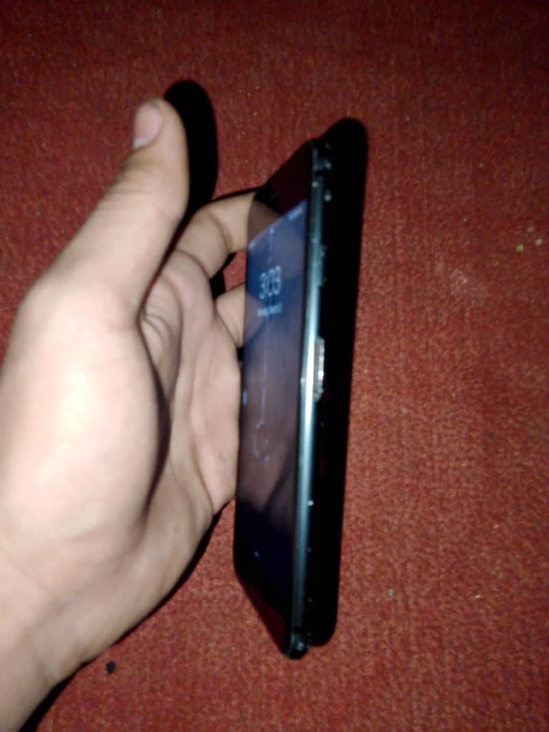 iphone7 ok condition 1